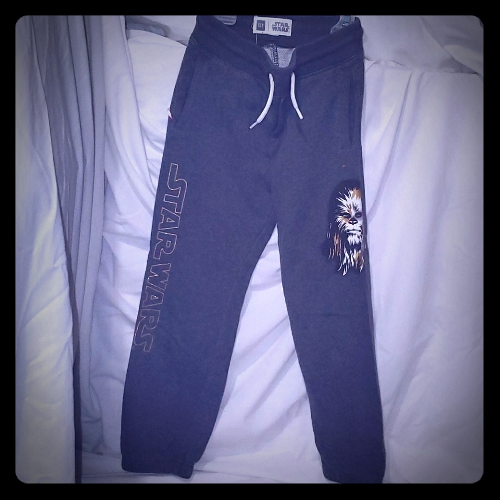 Boys star wars Gap sweat pants size 5